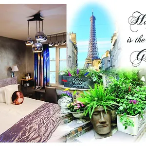 Le Pavillon 3*, Parigi Francia