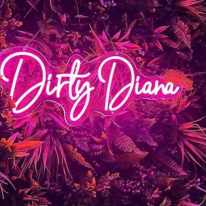 https://love-room-suite-dirty-diana.fr-provencehotel.com